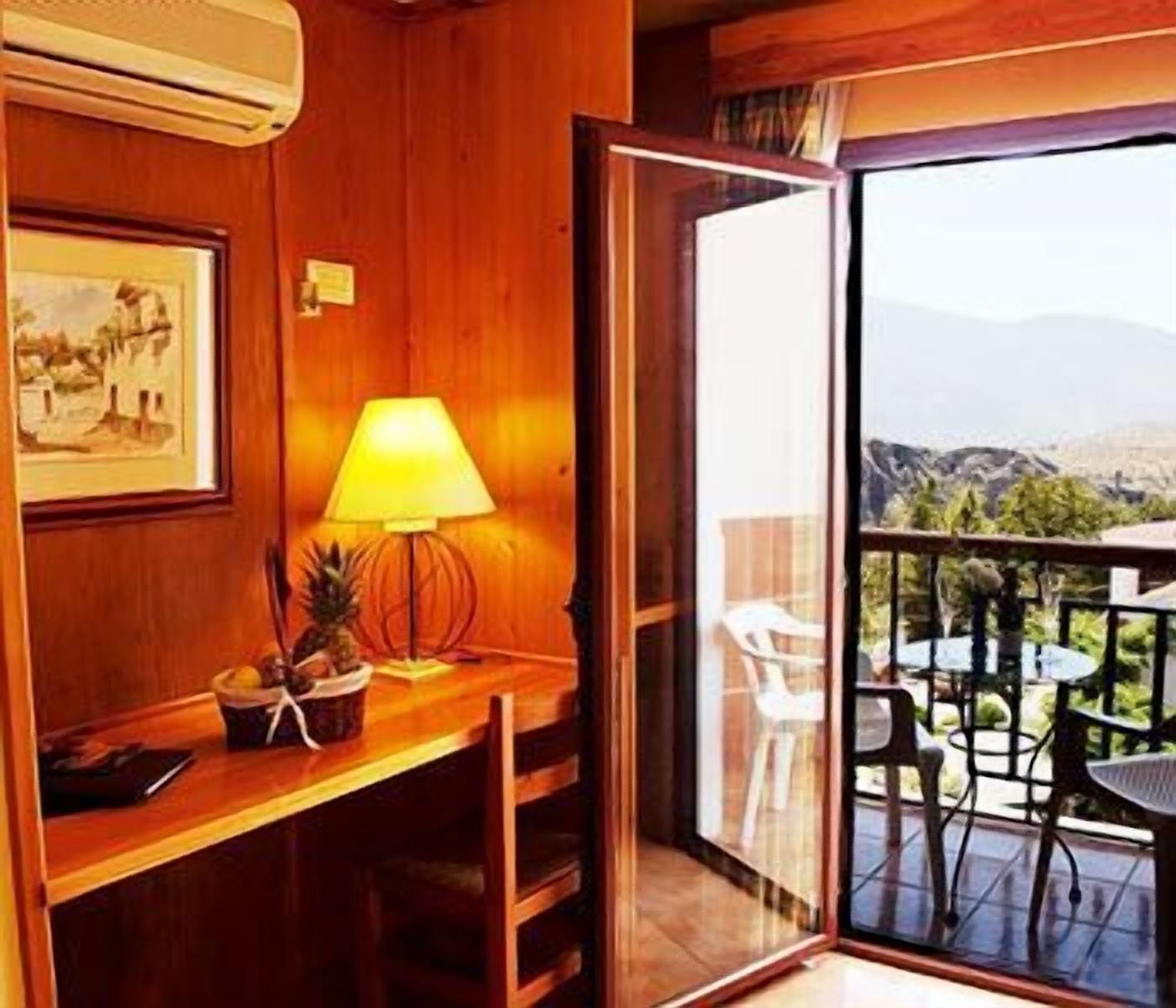 Hotel Alcadima Lanjaron Ngoại thất bức ảnh